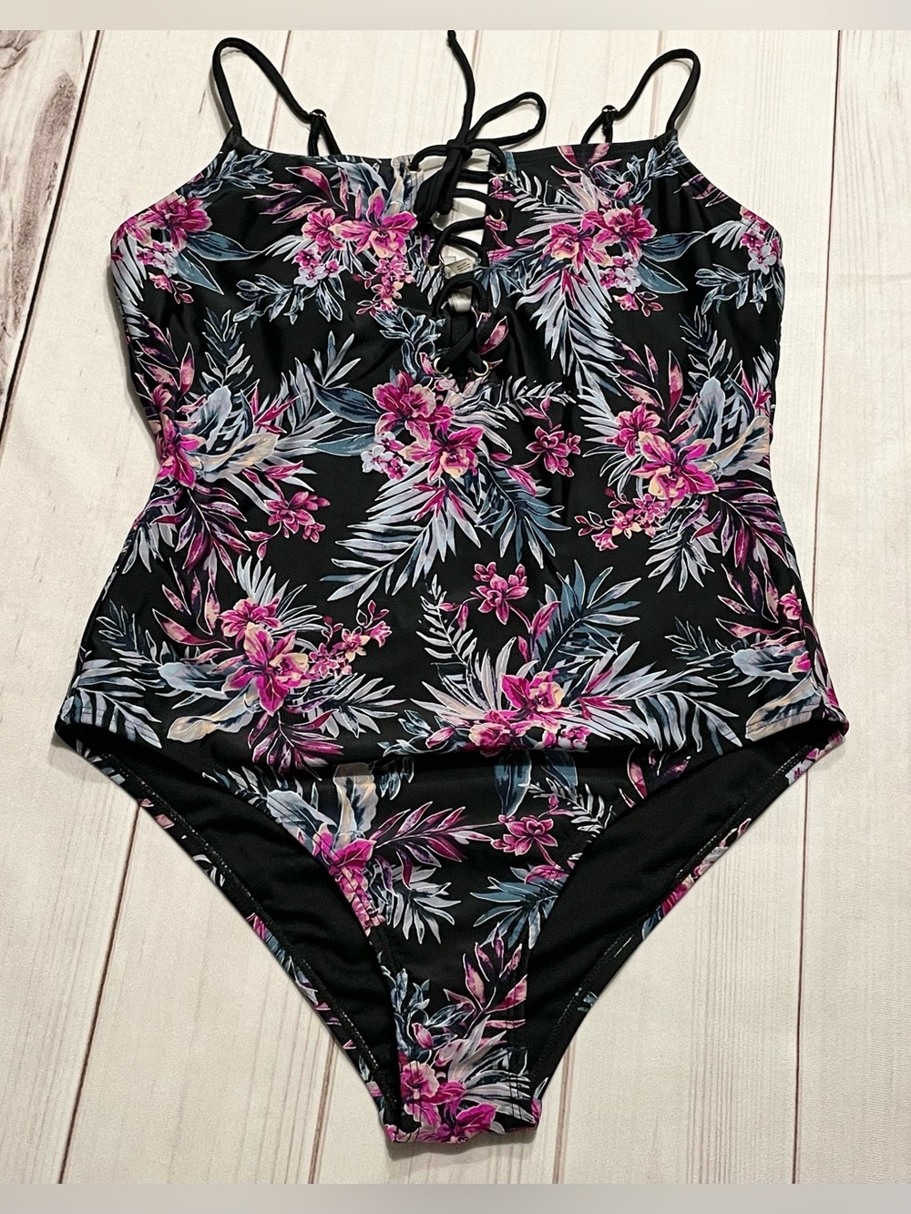 Bebe Lattice Tie Front One Piece Swimsuit Women’s L Black Tropical Floral Preppy